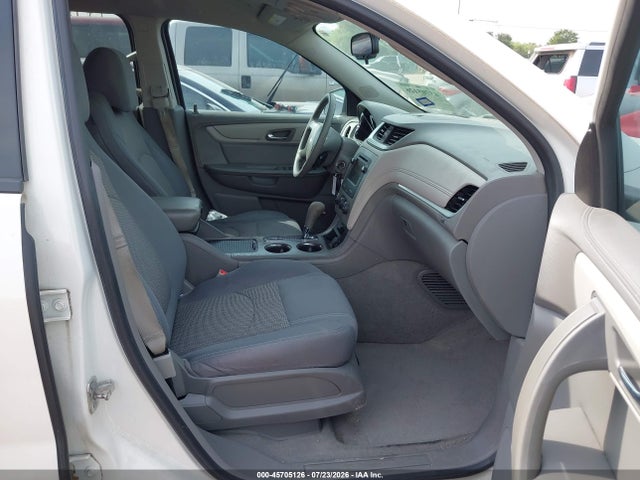 1GNKRFKD9FJ211385 Chevrolet Traverse Ls