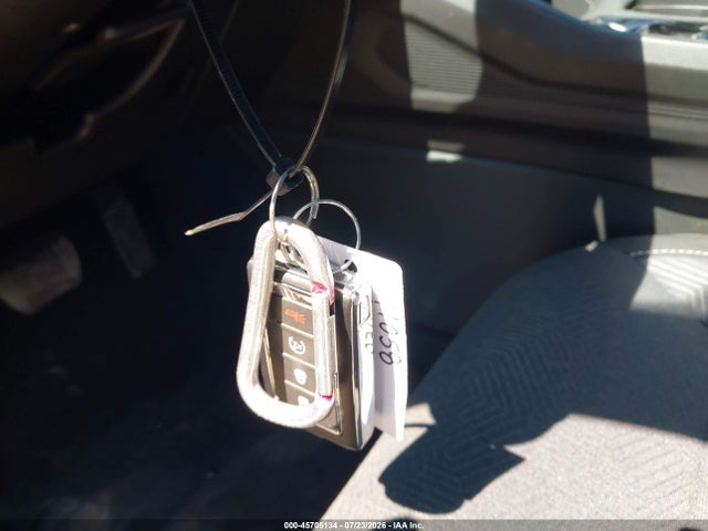 45705134 :رقم المزاد ، 3C4PJMB27TT227369 vin ، 2026 Jeep Cherokee Laredo 4x4 مزاد بيع
