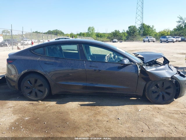Tesla Model 3 Long Range All-wheel Drive 2025 5YJ3E1EB1SF902174 Image 12