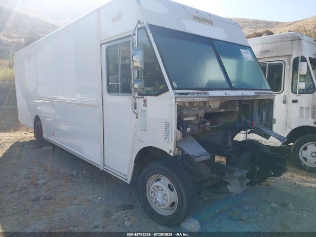 1F66F5KYXE0A07587 Ford F-59 Commercial Stripped
