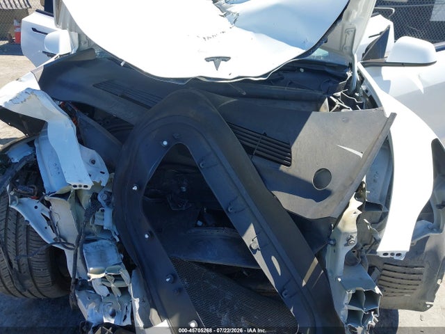 Продажа на аукционе авто 2023 Tesla Model Y Performance Dual Motor All-wheel Drive, vin: 7SAYGDEF6PF822996, номер лота: 45705268