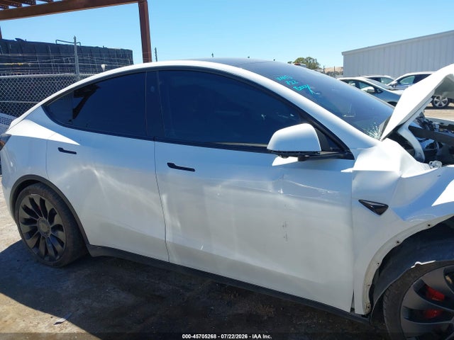 Продажа на аукционе авто 2023 Tesla Model Y Performance Dual Motor All-wheel Drive, vin: 7SAYGDEF6PF822996, номер лота: 45705268