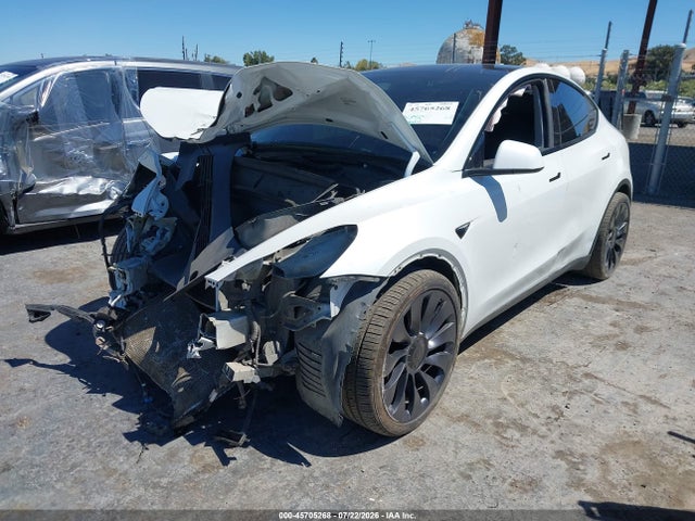 Продажа на аукционе авто 2023 Tesla Model Y Performance Dual Motor All-wheel Drive, vin: 7SAYGDEF6PF822996, номер лота: 45705268
