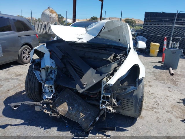 Продажа на аукционе авто 2023 Tesla Model Y Performance Dual Motor All-wheel Drive, vin: 7SAYGDEF6PF822996, номер лота: 45705268