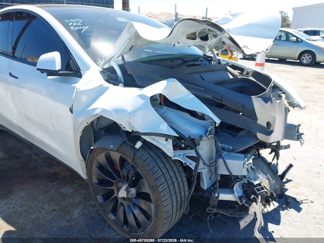 Продажа на аукционе авто 2023 Tesla Model Y Performance Dual Motor All-wheel Drive, vin: 7SAYGDEF6PF822996, номер лота: 45705268