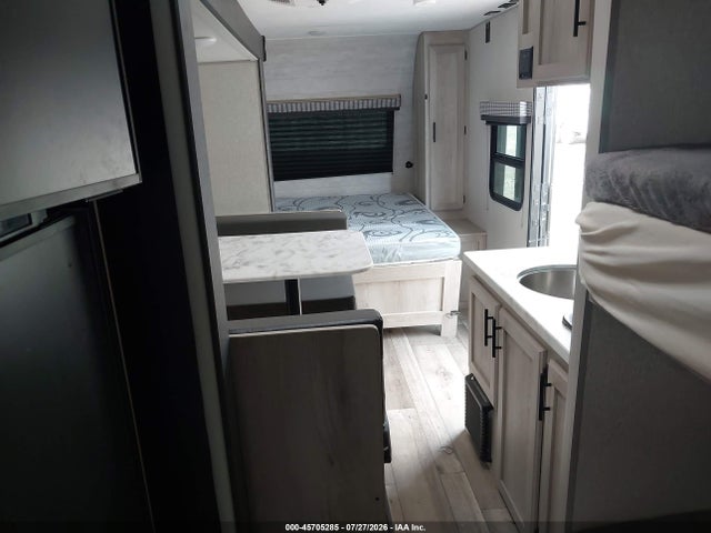 Продаж на аукціоні авто 2022 Kz Other, vin: 4EZTA2013N4111171, номер лоту: 45705285