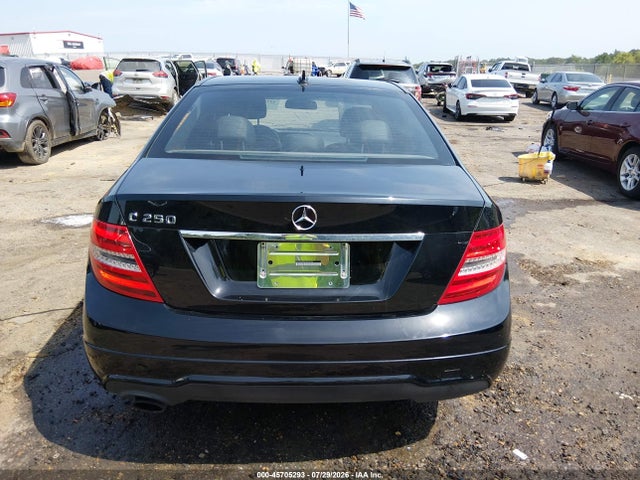2013 Mercedes-benz C 250 Sport მანქანა იყიდება აუქციონზე, vin: WDDGF4HB6DR245659, აუქციონის ნომერი: 45705293