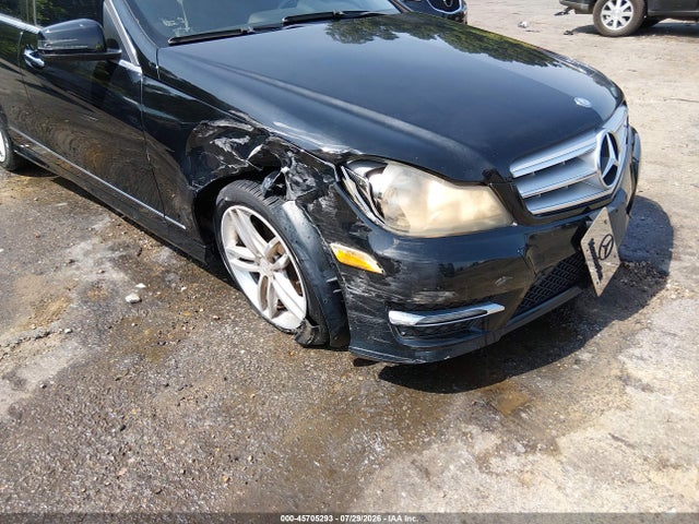 2013 Mercedes-benz C 250 Sport მანქანა იყიდება აუქციონზე, vin: WDDGF4HB6DR245659, აუქციონის ნომერი: 45705293