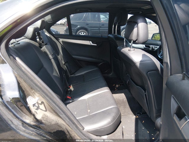 2013 Mercedes-benz C 250 Sport მანქანა იყიდება აუქციონზე, vin: WDDGF4HB6DR245659, აუქციონის ნომერი: 45705293