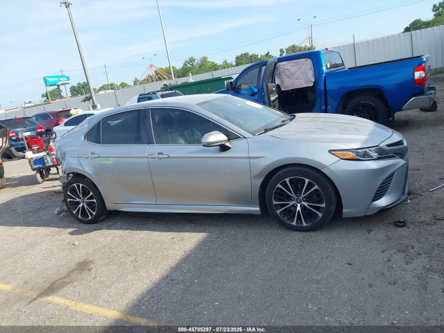 2019 Toyota Camry Se მანქანა იყიდება აუქციონზე, vin: 4T1B11HK2KU730775, აუქციონის ნომერი: 45705297