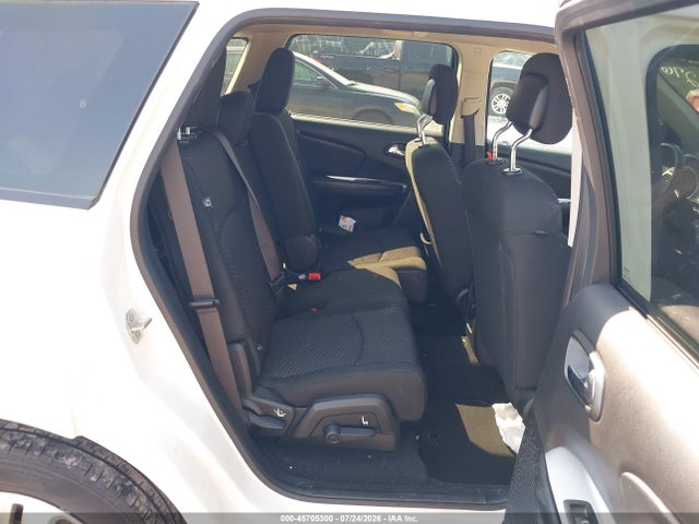 3C4PDCBB3KT852769 Dodge JOURNEY SE