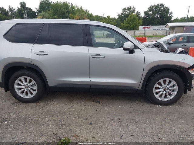 2024 Toyota Grand Highlander Xle მანქანა იყიდება აუქციონზე, vin: 5TDAAAB59RS010133, აუქციონის ნომერი: 45705320