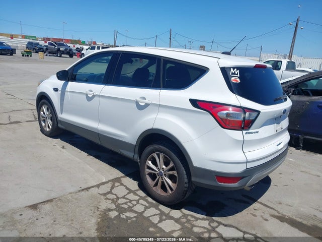 Ford ESCAPE SE 2017 1FMCU0GD6HUF08371 Image 3