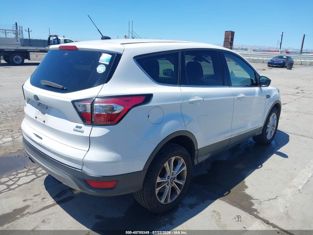 Ford ESCAPE SE 2017 1FMCU0GD6HUF08371 Image 4