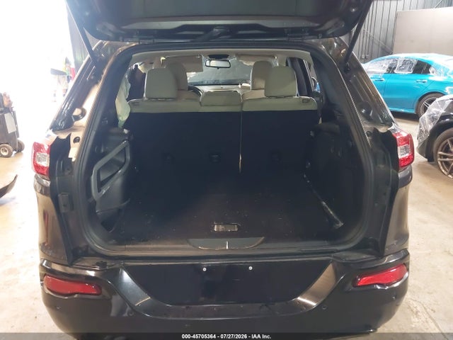 2018 Jeep Cherokee Latitude Tech Connect 4x4 მანქანა იყიდება აუქციონზე, vin: 1C4PJMCXXJD586809, აუქციონის ნომერი: 45705364