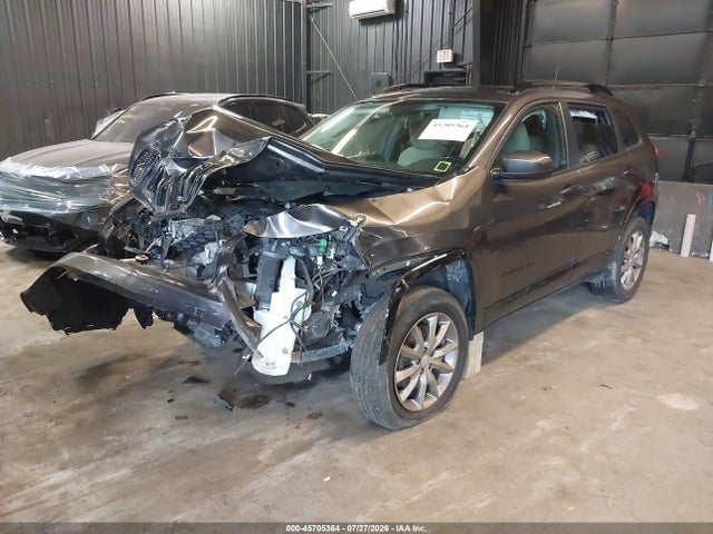 2018 Jeep Cherokee Latitude Tech Connect 4x4 მანქანა იყიდება აუქციონზე, vin: 1C4PJMCXXJD586809, აუქციონის ნომერი: 45705364