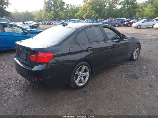 Продаж на аукціоні авто 2014 Bmw 320i Xdrive, vin: WBA3C3C52EK200402, номер лоту: 45705367