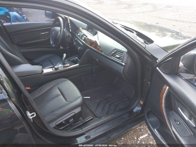 Продаж на аукціоні авто 2014 Bmw 320i Xdrive, vin: WBA3C3C52EK200402, номер лоту: 45705367