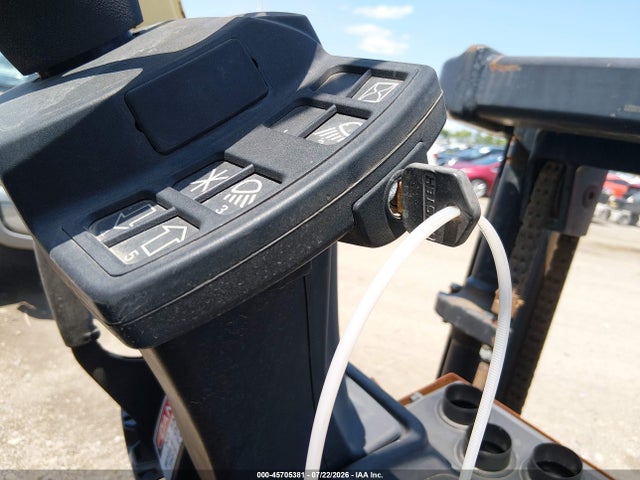 2008 Hyster Forklift S40ft მანქანა იყიდება აუქციონზე, vin: F187V13700F, აუქციონის ნომერი: 45705381