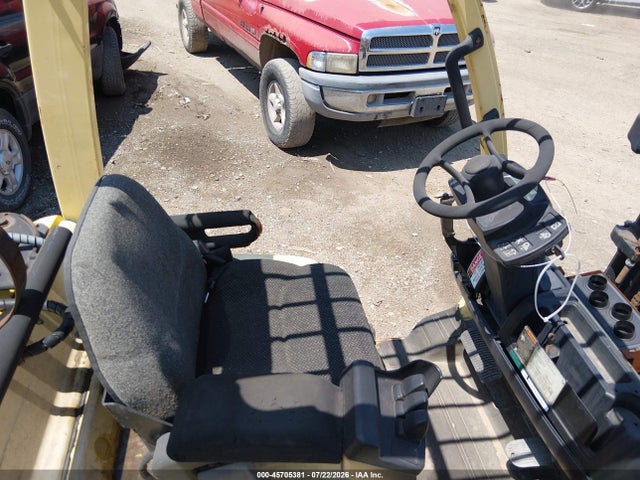2008 Hyster Forklift S40ft მანქანა იყიდება აუქციონზე, vin: F187V13700F, აუქციონის ნომერი: 45705381