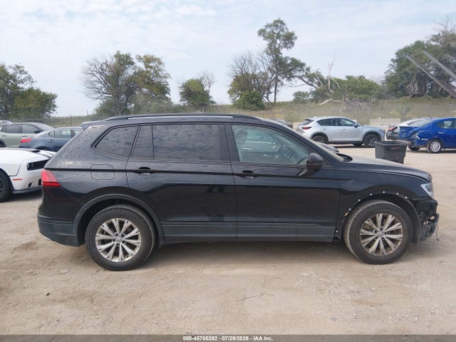 Продажа на аукционе авто 2018 Volkswagen Tiguan 2.0t S, vin: 3VV1B7AX6JM081346, номер лота: 45705392