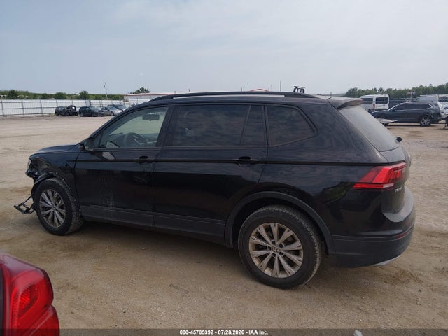 Продажа на аукционе авто 2018 Volkswagen Tiguan 2.0t S, vin: 3VV1B7AX6JM081346, номер лота: 45705392