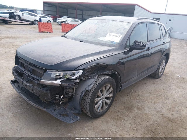 Продажа на аукционе авто 2018 Volkswagen Tiguan 2.0t S, vin: 3VV1B7AX6JM081346, номер лота: 45705392