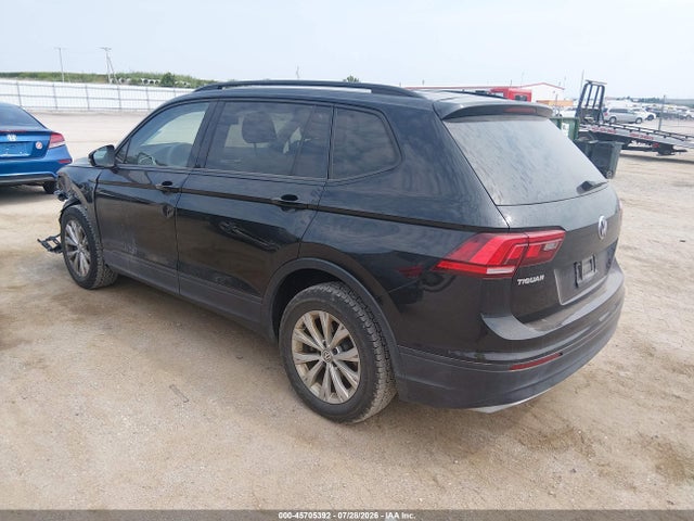 Продажа на аукционе авто 2018 Volkswagen Tiguan 2.0t S, vin: 3VV1B7AX6JM081346, номер лота: 45705392
