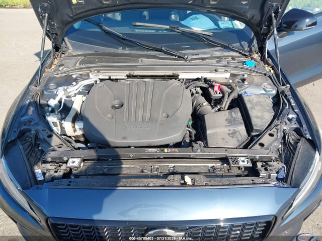 Aukcja sprzedaży 2024 Volvo S60 B5 Core Dark Theme, vin: 7JRL12FK7RG322588, numer aukcji: 45705403