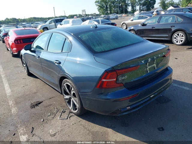 Aukcja sprzedaży 2024 Volvo S60 B5 Core Dark Theme, vin: 7JRL12FK7RG322588, numer aukcji: 45705403