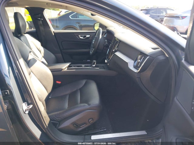 Aukcja sprzedaży 2024 Volvo S60 B5 Core Dark Theme, vin: 7JRL12FK7RG322588, numer aukcji: 45705403