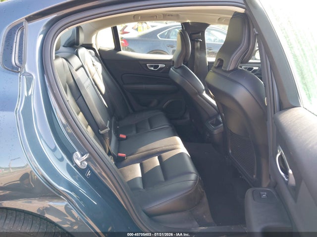 Aukcja sprzedaży 2024 Volvo S60 B5 Core Dark Theme, vin: 7JRL12FK7RG322588, numer aukcji: 45705403
