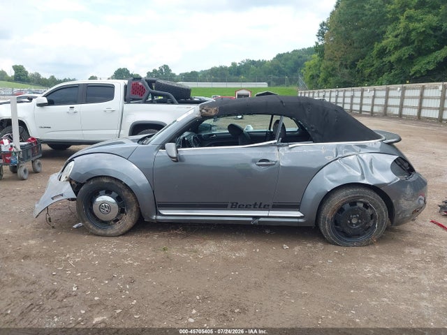 Продажа на аукционе авто 2015 Volkswagen Beetle 1.8t, vin: 3VW507AT4FM818342, номер лота: 45705405