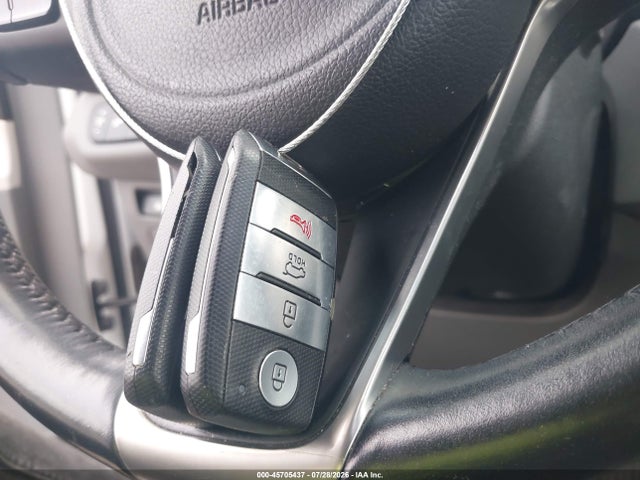 2016 Kia Sorento 3.3l Sx მანქანა იყიდება აუქციონზე, vin: 5XYPK4A54GG047966, აუქციონის ნომერი: 45705437