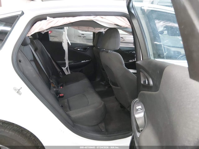 1G1ZD5ST2LF042017 Chevrolet Malibu Fwd Lt