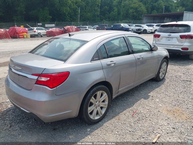 45705466 :رقم المزاد ، 1C3CCBBB0EN198110 vin ، 2014 Chrysler 200 Touring مزاد بيع