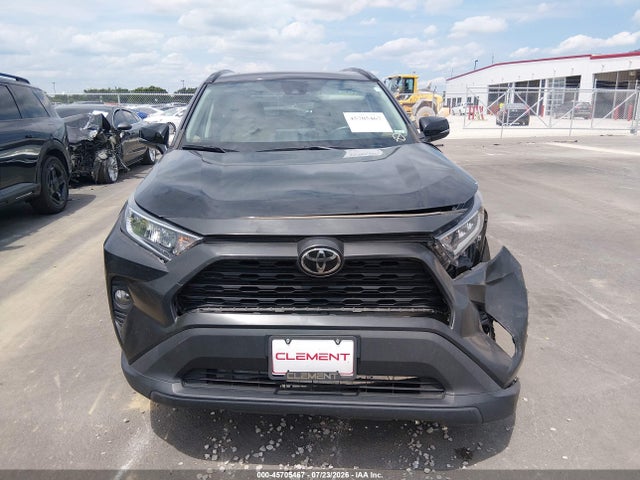 45705467 :رقم المزاد ، 2T3A1RFV0MW231166 vin ، 2021 Toyota Rav4 Xle Premium مزاد بيع