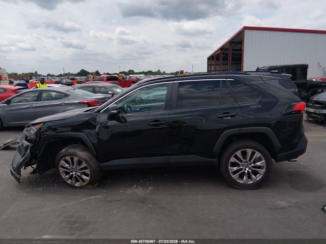 45705467 :رقم المزاد ، 2T3A1RFV0MW231166 vin ، 2021 Toyota Rav4 Xle Premium مزاد بيع