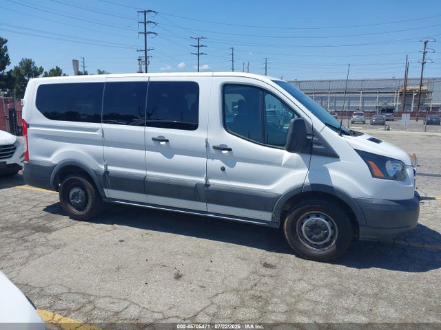 1FMZK1ZM1JKB42517 Ford Transit-150 Xl