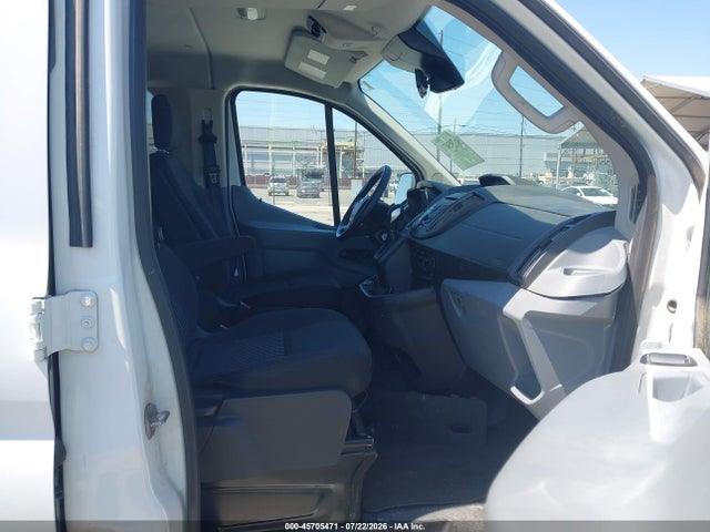 1FMZK1ZM1JKB42517 Ford Transit-150 Xl