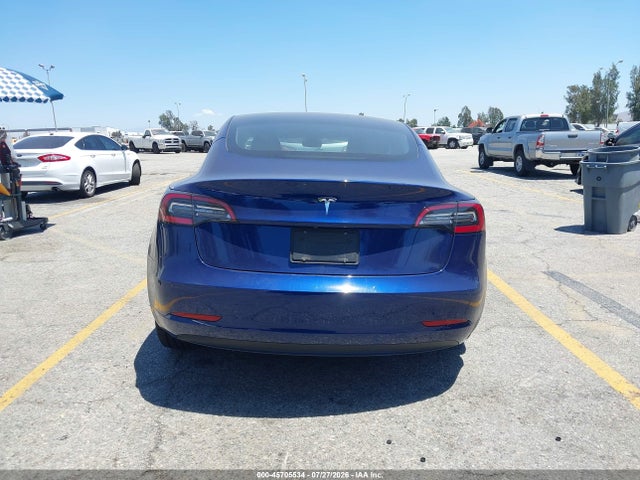 Tesla Model 3 Rear-wheel Drive 2022 5YJ3E1EA1NF358416 Image 17