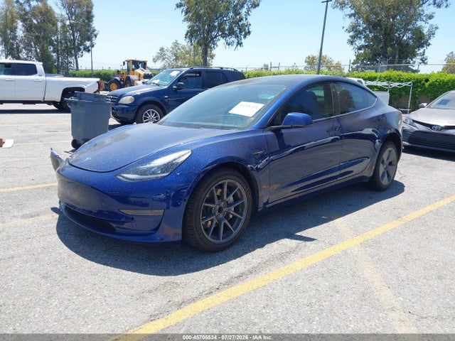 Tesla Model 3 Rear-wheel Drive 2022 5YJ3E1EA1NF358416 Image 2
