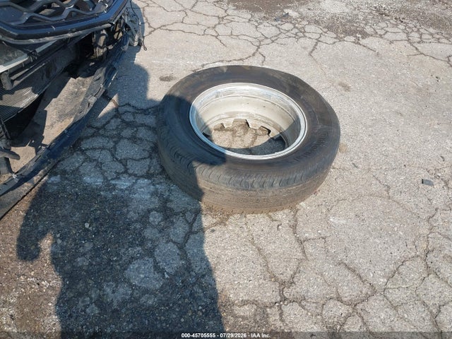 3GNAXHEV3KS551299 Chevrolet EQUINOX LS