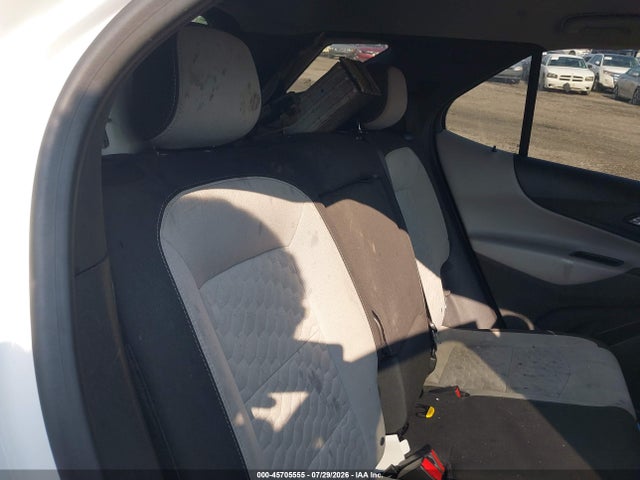 3GNAXHEV3KS551299 Chevrolet EQUINOX LS