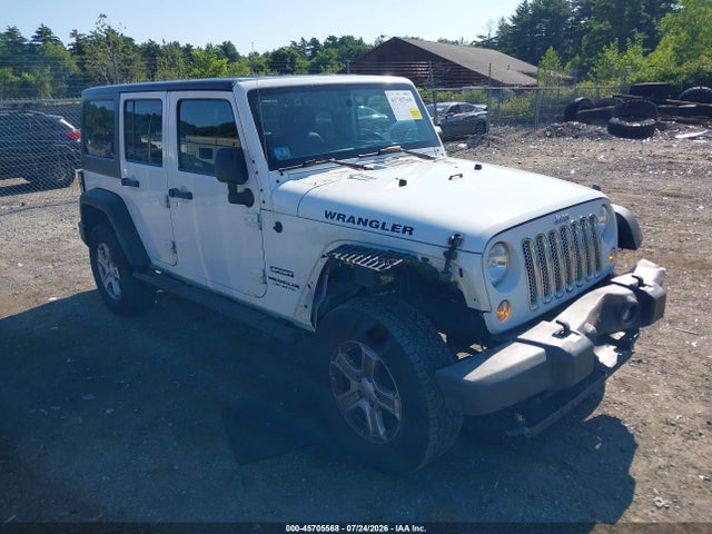 45705568 :رقم المزاد ، 1C4BJWDG5EL162714 vin ، 2014 Jeep Wrangler Unlimited Sport مزاد بيع