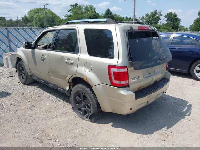 45705588 :رقم المزاد ، 1FMCU0EG7BKB79289 vin ، 2011 Ford Escape Limited مزاد بيع