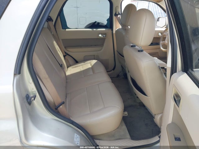 45705588 :رقم المزاد ، 1FMCU0EG7BKB79289 vin ، 2011 Ford Escape Limited مزاد بيع