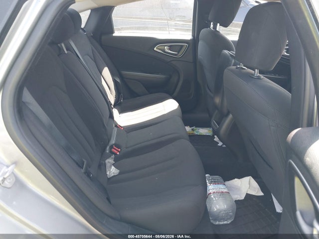 Chrysler 200 Limited 2015 1C3CCCAB9FN741110 Image 8