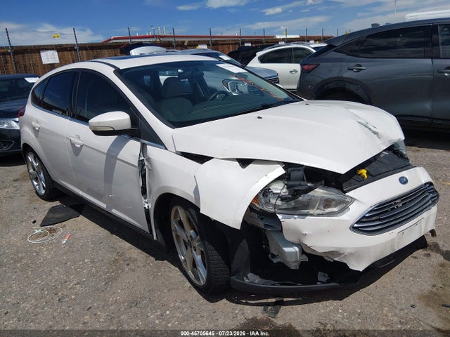 Продаж на аукціоні авто 2015 Ford Focus Titanium, vin: 1FADP3N23FL324632, номер лоту: 45705645