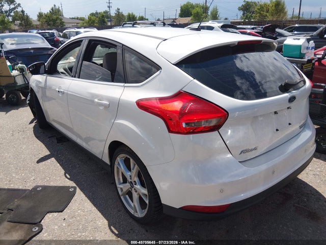 Продаж на аукціоні авто 2015 Ford Focus Titanium, vin: 1FADP3N23FL324632, номер лоту: 45705645